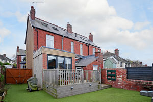 Holmhirst Road